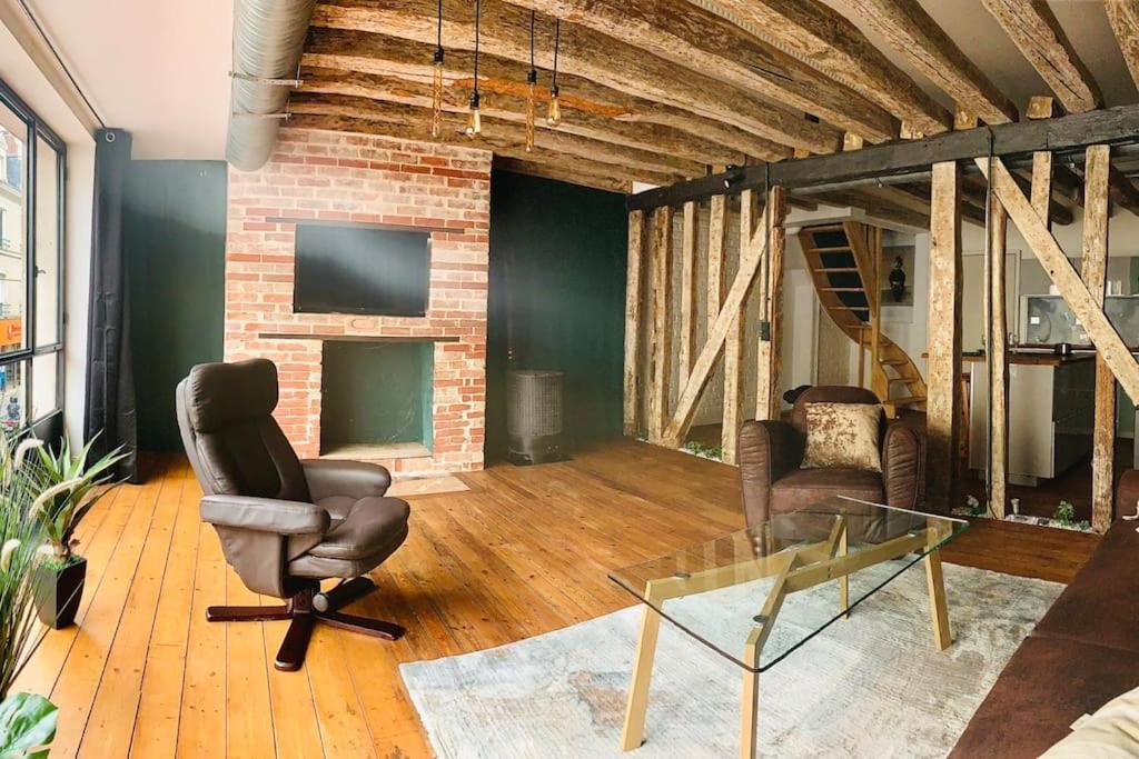 Grand Appartement Charme Ancien Et Confort Льо Ман Екстериор снимка