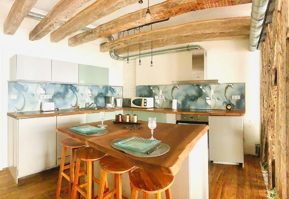 Grand Appartement Charme Ancien Et Confort Льо Ман Екстериор снимка